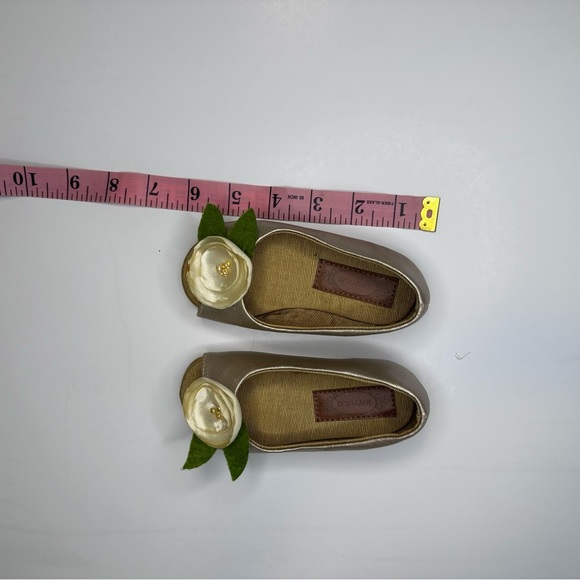 Joyfolie Toddler Girls Gold Flower Ballet Flats Size 5 - Picture 6 of 6